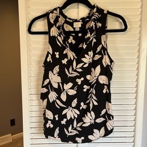 A New Day Black/White Floral Sleeveless Blouse